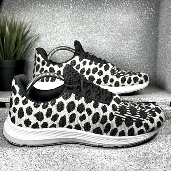 Athletic Works Memory Foam Comfort Fit Sneakers Leopard Size 10 - Picture 2 of 7